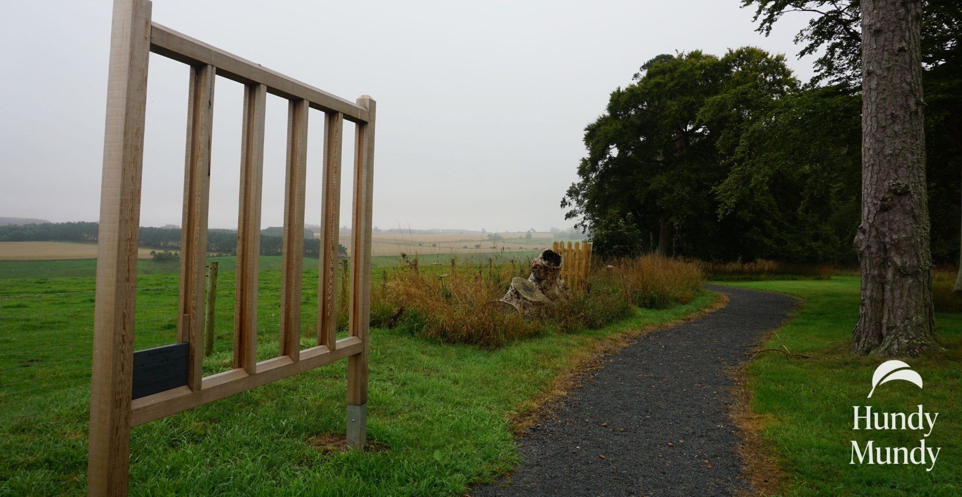 Simple Natural Memorial Frame